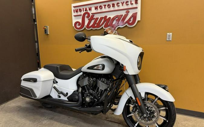 2024 Indian Chieftain Dark Horse Ghost White Metallic Smoke
