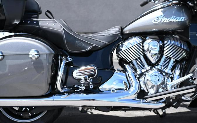 2024 Indian Motorcycle® Roadmaster® Black Metallic/Titanium Metallic