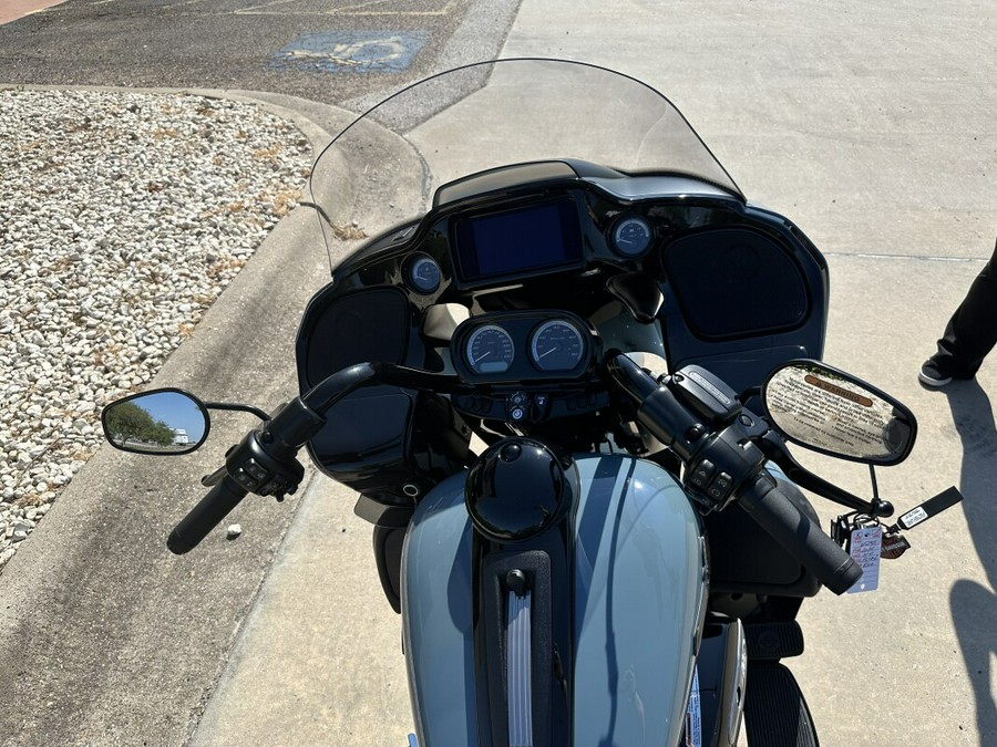 2024 Harley-Davidson Road Glide Limited Sharkskin Blue