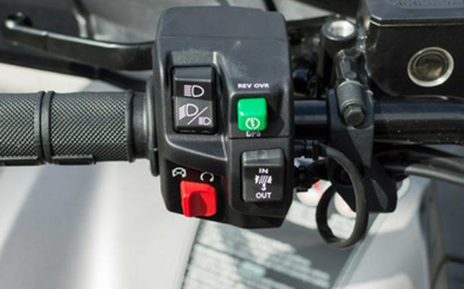 2025 Can-Am Outlander MAX XT 1000R