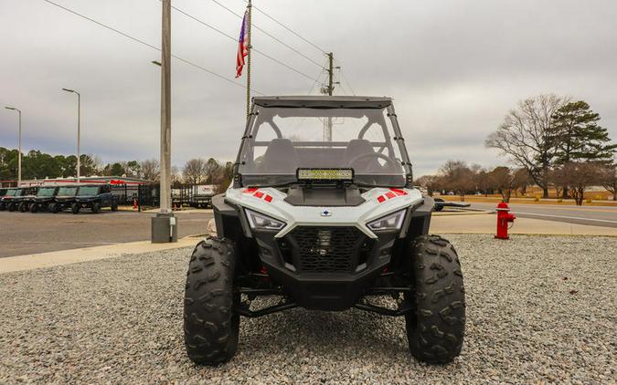 2022 Polaris® RZR 200 EFI