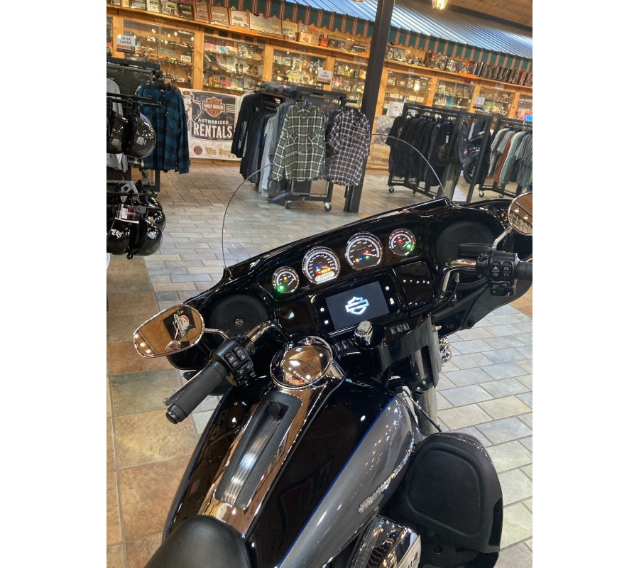 2021 Harley-Davidson Ultra Limited Gauntlet Gray Metallic / Vivid Black