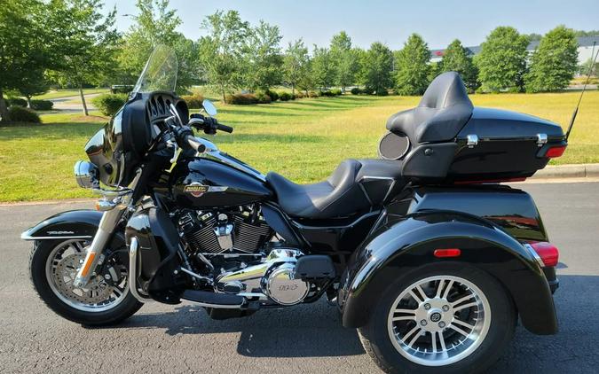 2024 Harley-Davidson® FLHTCUTG - Tri Glide® Ultra