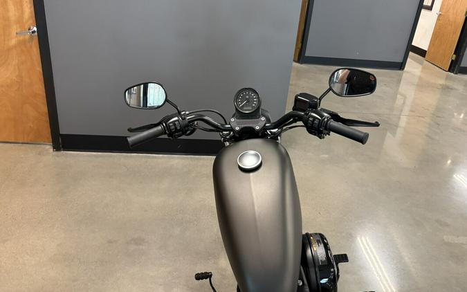 2021 Harley-Davidson® Iron 883™ River Rock Gray