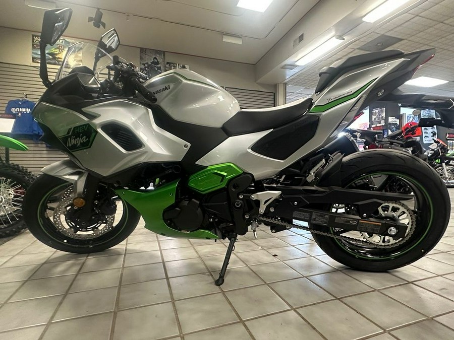 2024 Kawasaki Ninja® 7 Hybrid ABS