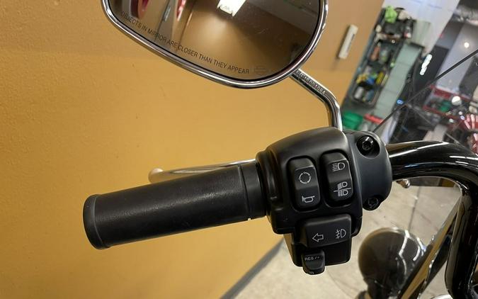 2020 Harley-Davidson® FLHCS - Heritage Classic 114