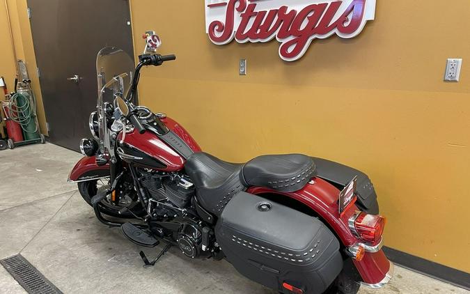 2020 Harley-Davidson® FLHCS - Heritage Classic 114