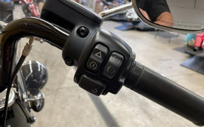 2020 Harley-Davidson FLHCS - Heritage Classic 114