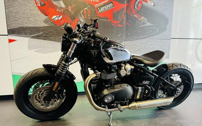 2023 Triumph Bonneville Bobber Chrome Edition Chrome / Jet Blac