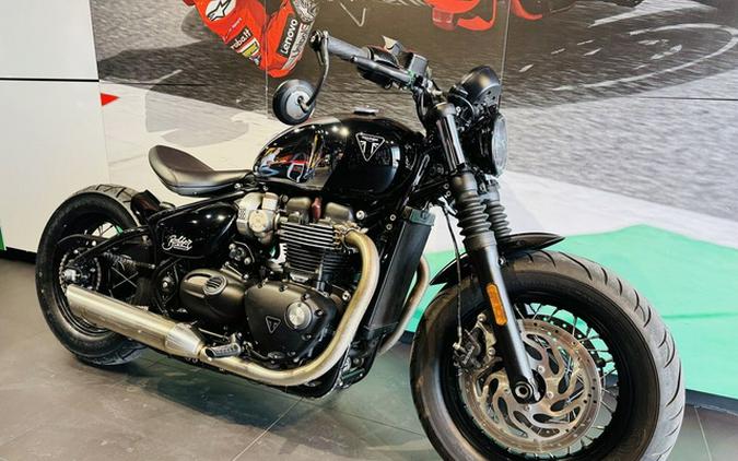 2023 Triumph Bonneville Bobber Chrome Edition Chrome / Jet Blac