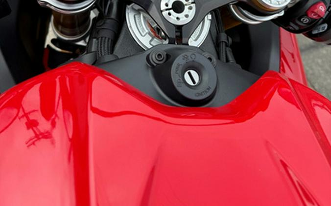 2026 Ducati Panigale V4 R
