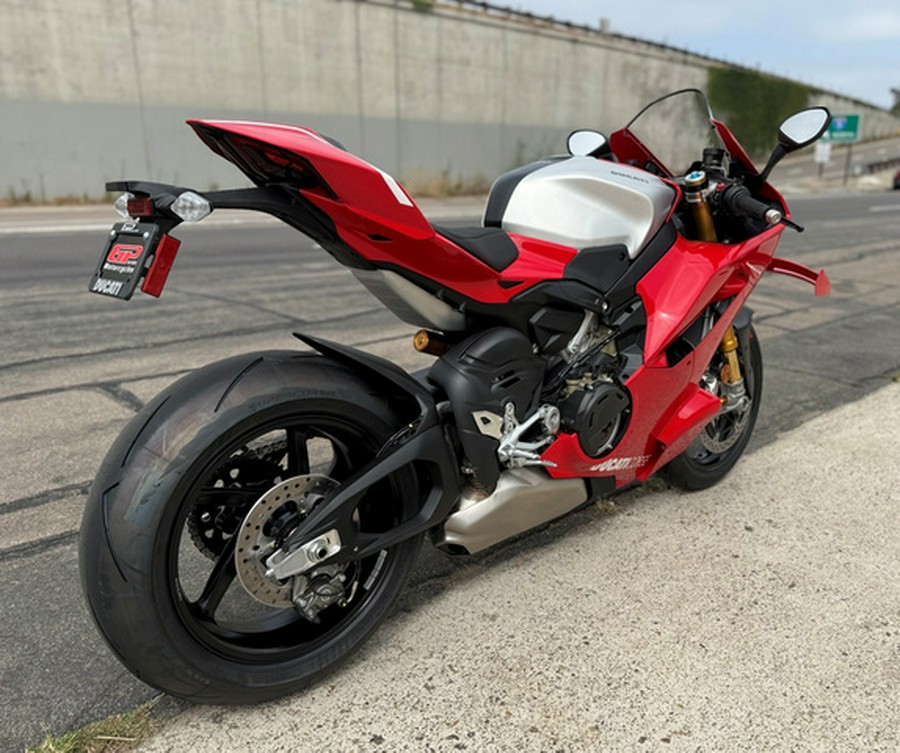 2026 Ducati Panigale V4 R