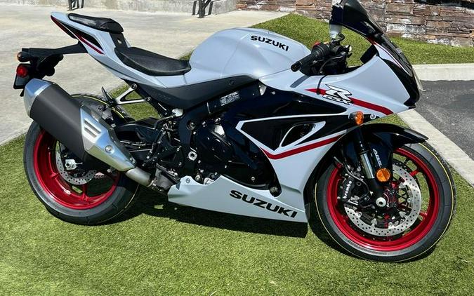 2024 Suzuki GSX-R1000