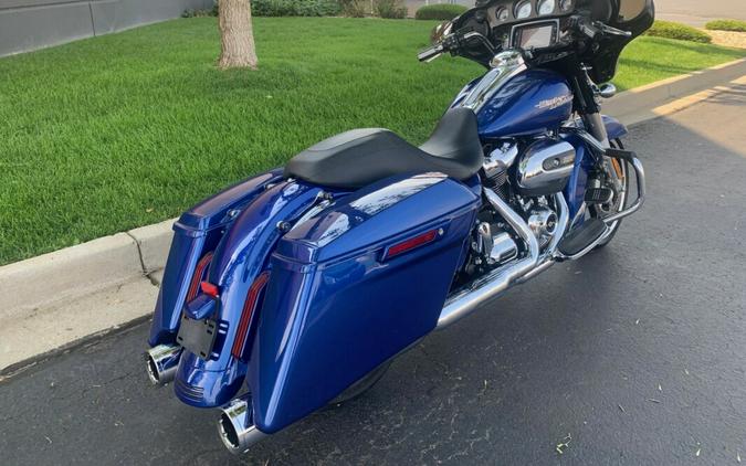 2017 Harley-Davidson Street Glide Special Superior Blue