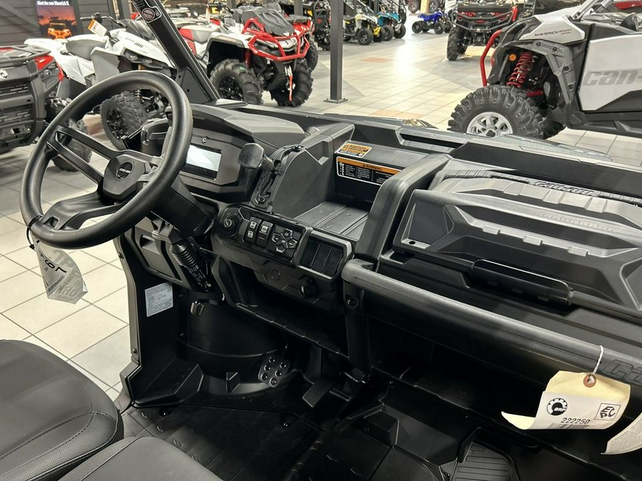 2024 Can-Am™ Defender MAX XT HD9