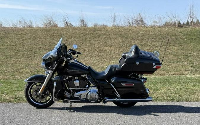 2015 Harley-Davidson® FLHTKL - Ultra Limited Low