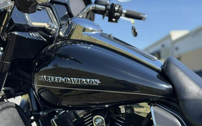 2015 Harley-Davidson® FLHTKL - Ultra Limited Low