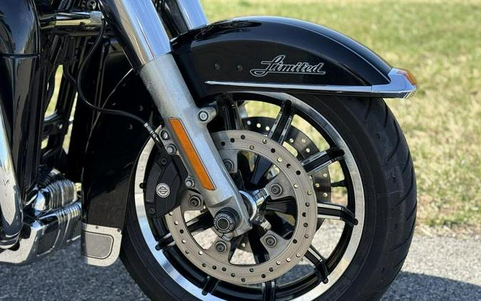 2015 Harley-Davidson® FLHTKL - Ultra Limited Low