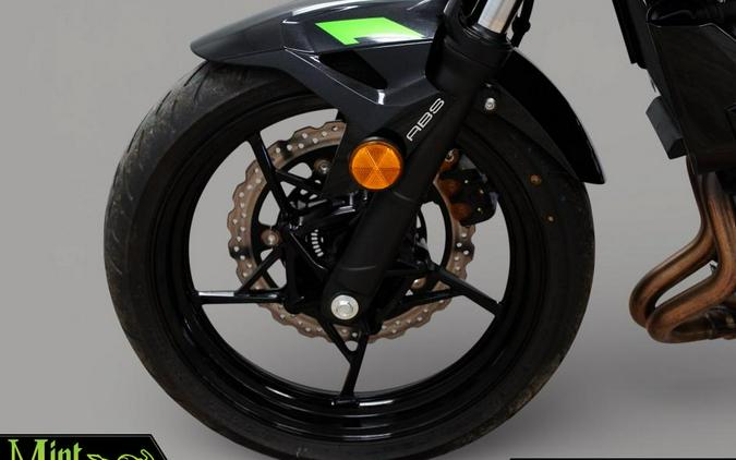 2022 Kawasaki Z400 ABS