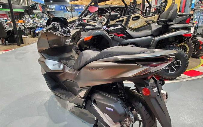 2023 HONDA PCX