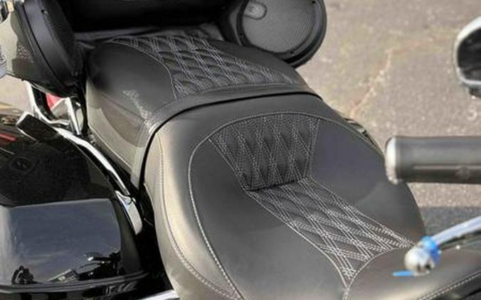 2015 Harley-Davidson® FLHTK - Ultra Limited