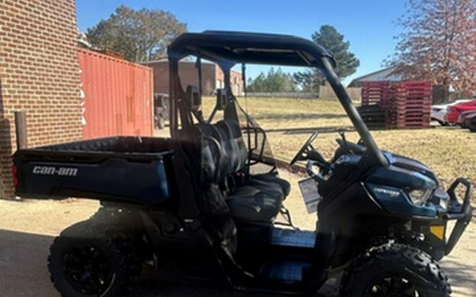 2025 Can-Am Defender XT HD9