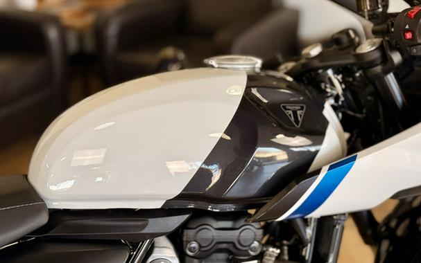 2026 Triumph Thruxton 400