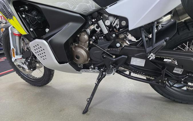2027 Husqvarna Norden 901 Expedition