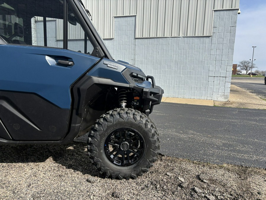 2026 Can-AM DEFENDER LTD HD11