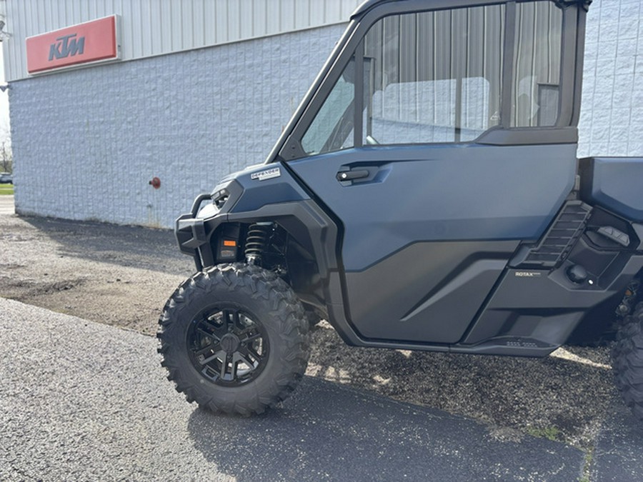 2026 Can-AM DEFENDER LTD HD11