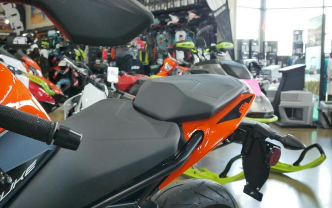 2023 KTM Duke 390