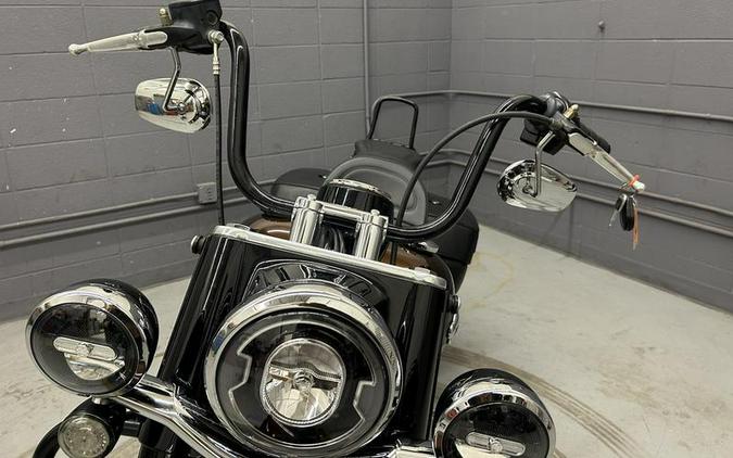2019 Harley-Davidson® FLHCS - Heritage Classic 114