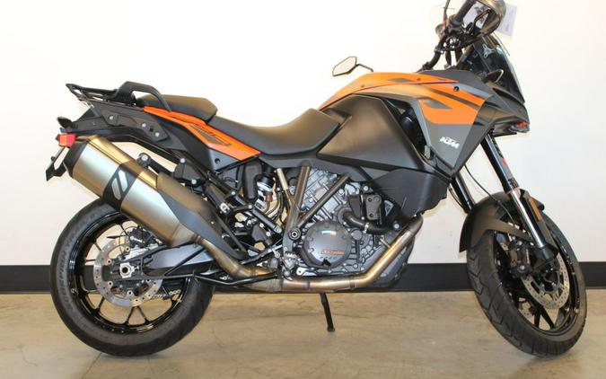 2018 KTM 1290 Super Adventure S Review