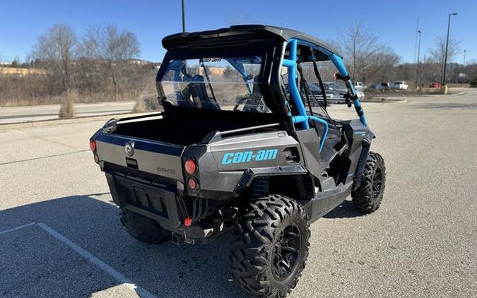 2020 Can-Am Commander XT 800R Carbon Black & Octane Blue