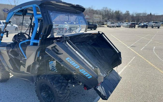 2020 Can-Am Commander XT 800R Carbon Black & Octane Blue