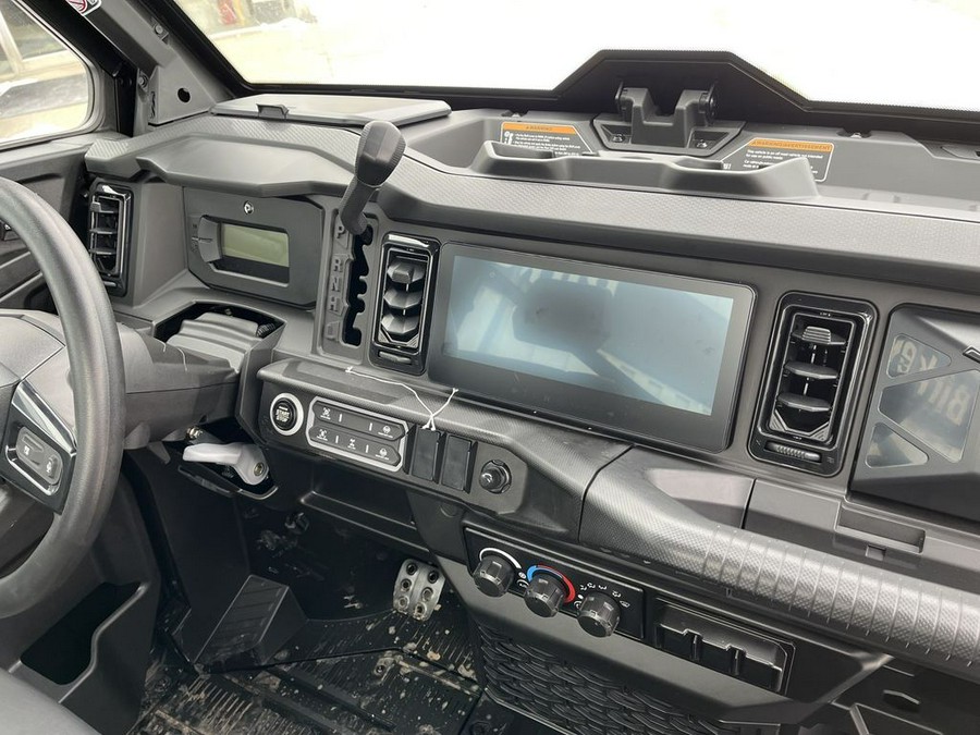 2026 Can-Am DEFENDER XT CAB HD11 W/10.25In" INFO - STEALTH BLACK