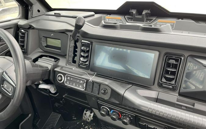 2026 Can-Am DEFENDER XT CAB HD11 W/10.25In" INFO - STEALTH BLACK