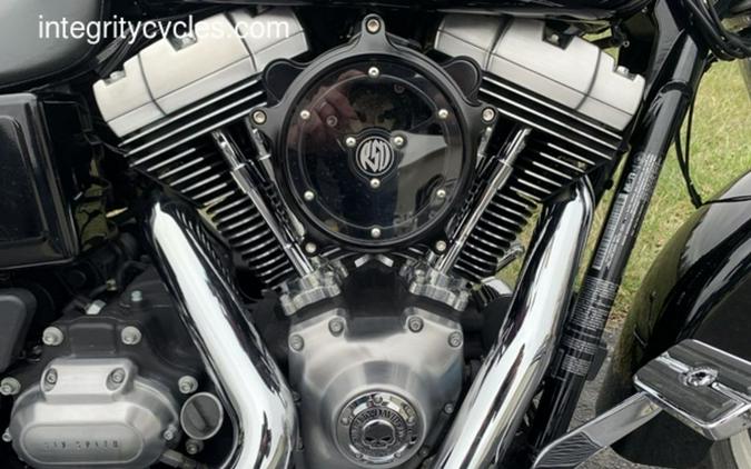 2013 Harley-Davidson® FLD - Dyna® Switchback™