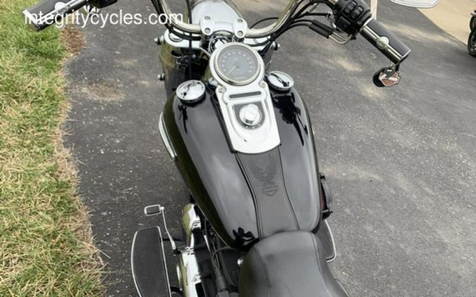 2013 Harley-Davidson® FLD - Dyna® Switchback™