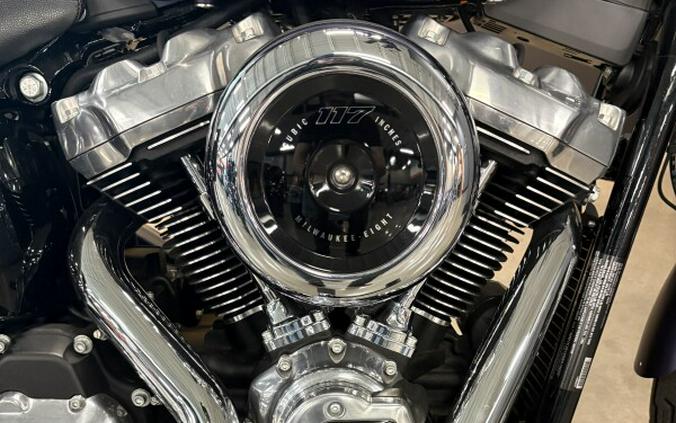 2025 Harley-Davidson® Street Bob® Purple Abyss Denim w/Cast Wheels