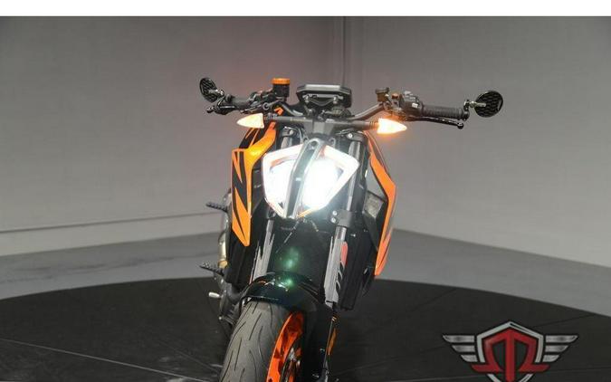 2019 KTM 1290 Super Duke R