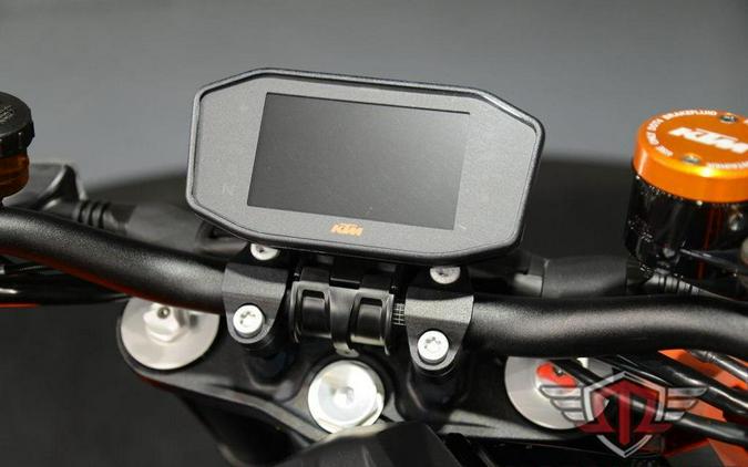 2019 KTM 1290 Super Duke R
