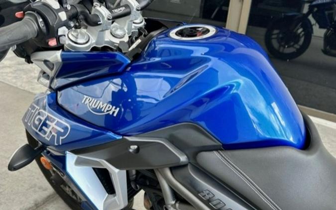 2018 Triumph Tiger 800 XRX Low Lucerne Blue