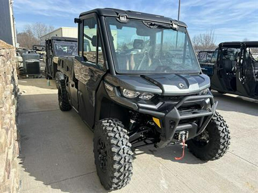 2024 Can-Am Defender Pro Limited CAB HD10