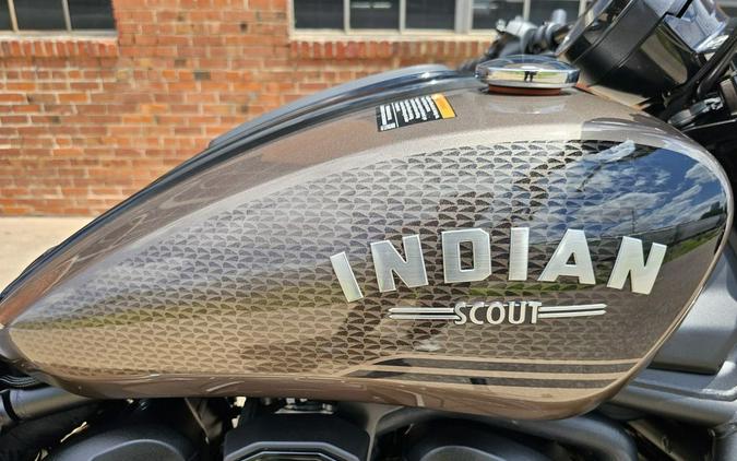 2025 Indian Motorcycle® Scout® Bobber Limited + Tech