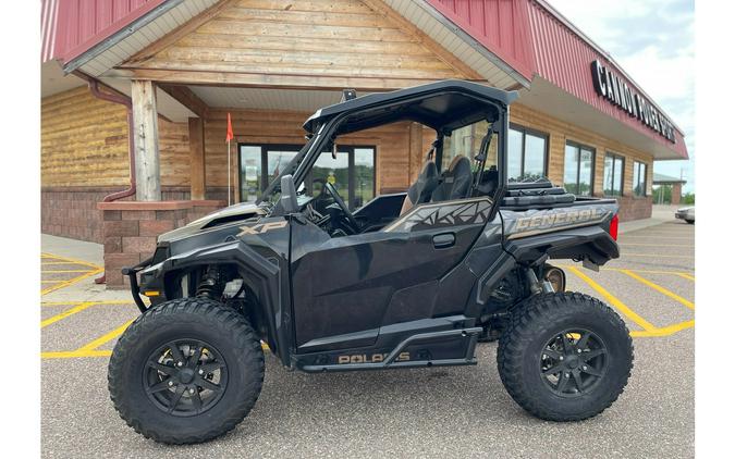 2022 Polaris Industries GENERAL XP 1000 Deluxe Black Crystal