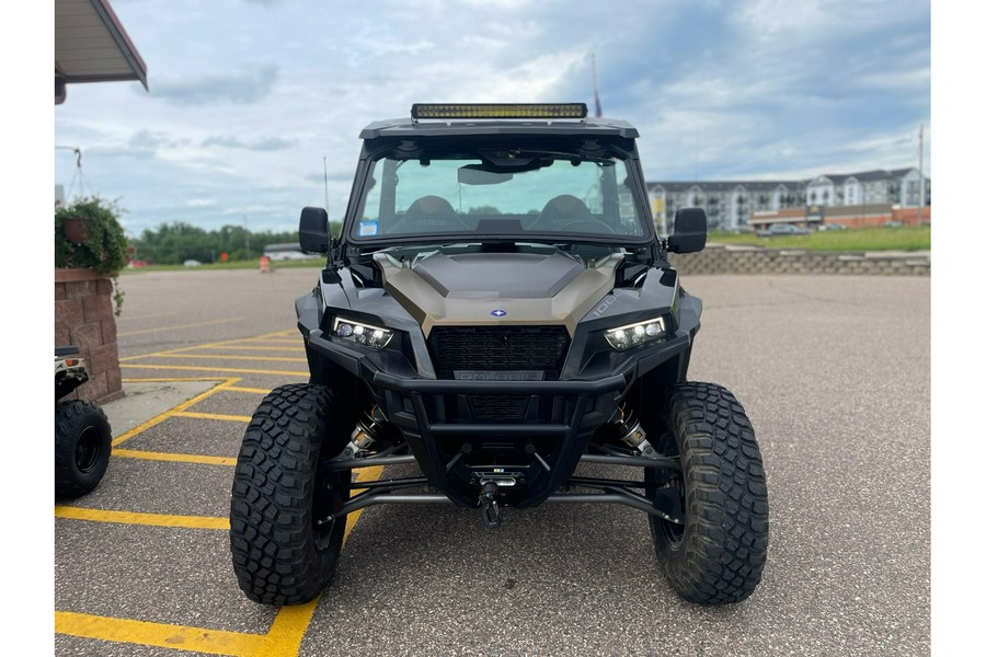 2022 Polaris Industries GENERAL XP 1000 Deluxe Black Crystal