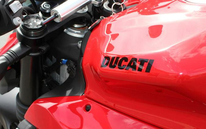 2024 Ducati SFV2