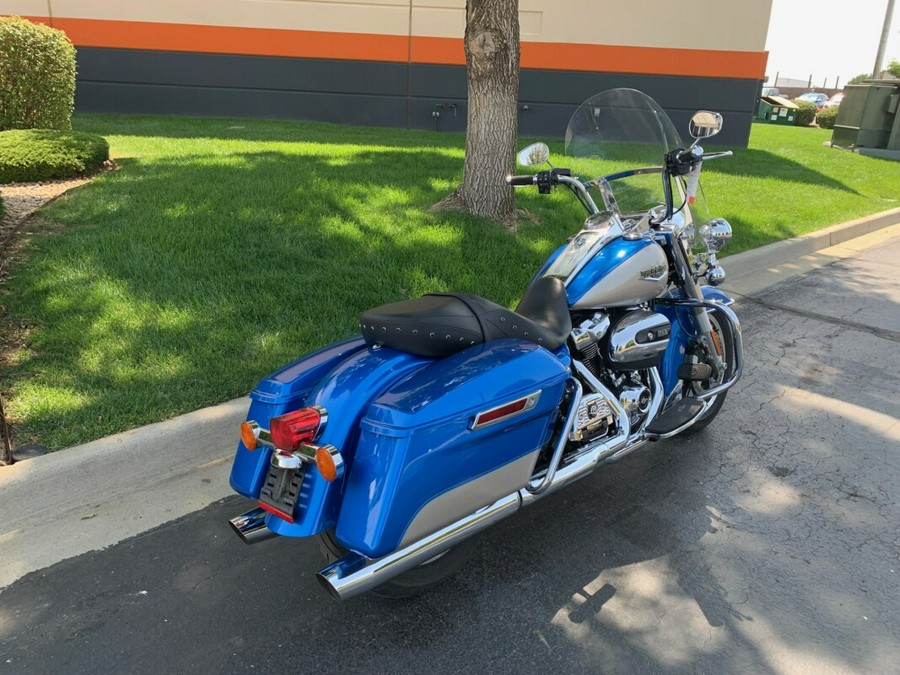 2018 Harley-Davidson Road King Electric Blue/Silver Fortune