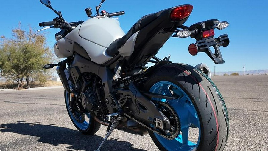 2025 Yamaha MT-10